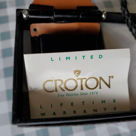 Croton Quartz Analog Pocket Watch Leather Pouch